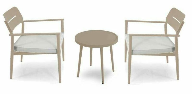 Conversation set composed of  2 aluminium armchairs with armrests and round table